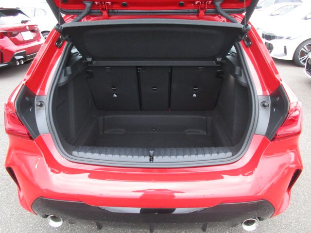 F40 118d Sports Hatch 5-door B47 2.0d