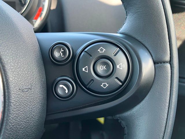 MINI CROSSOVER COOPER D