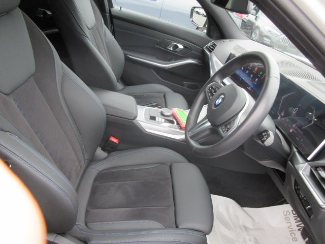 G21 320i Touring LCI RHD