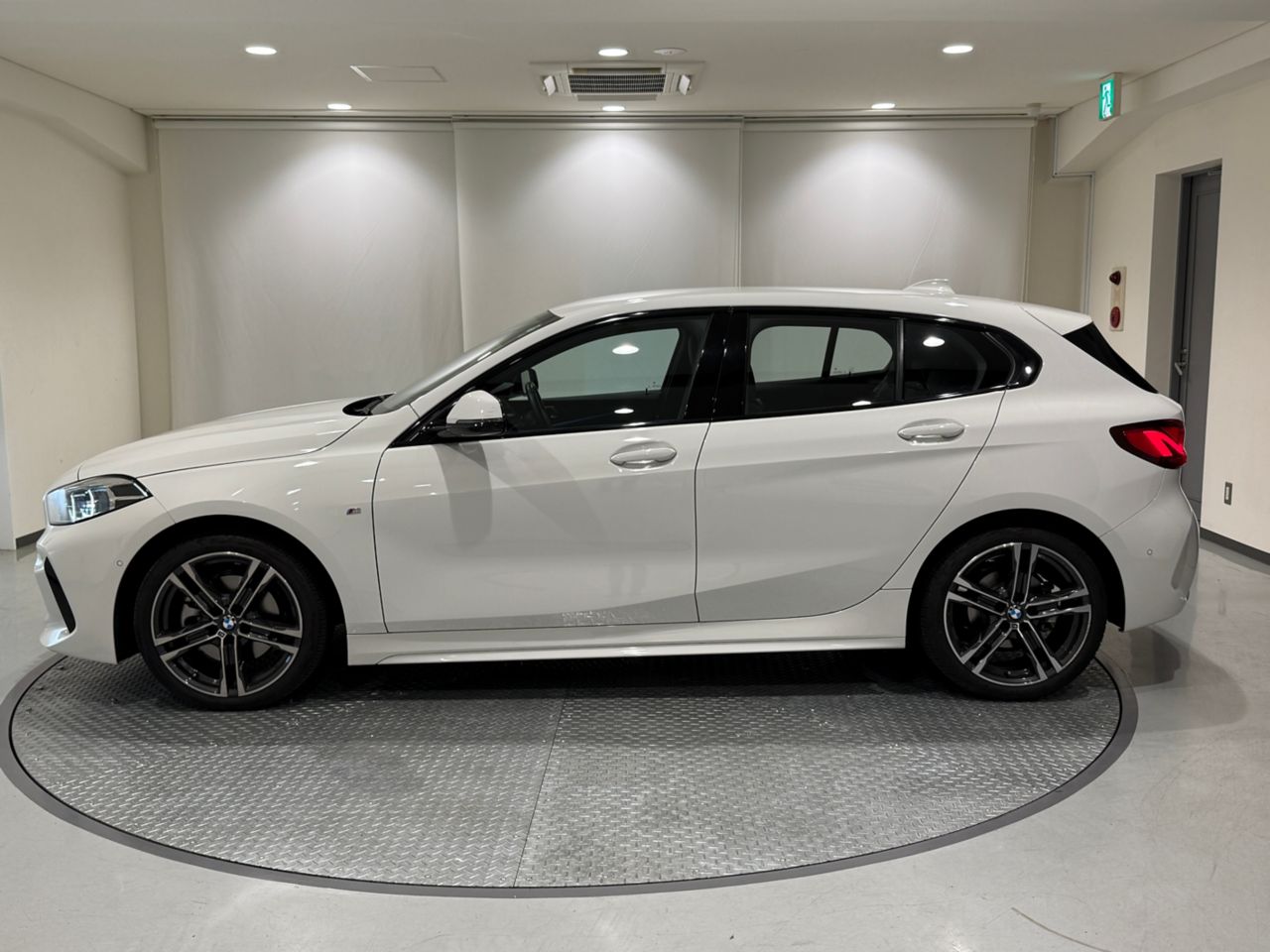 118i RHD