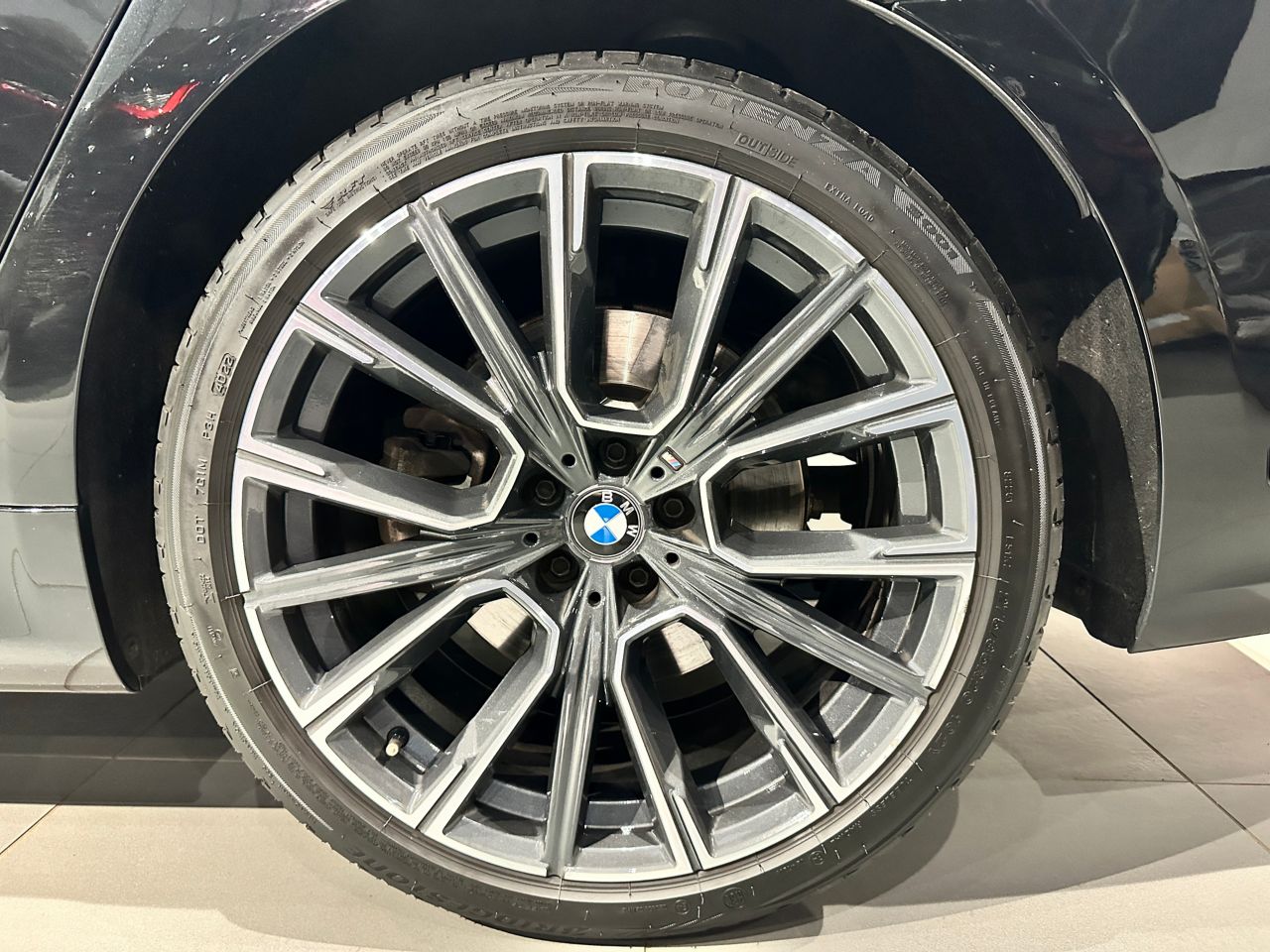 G20 320d xDrive RHD Saloon