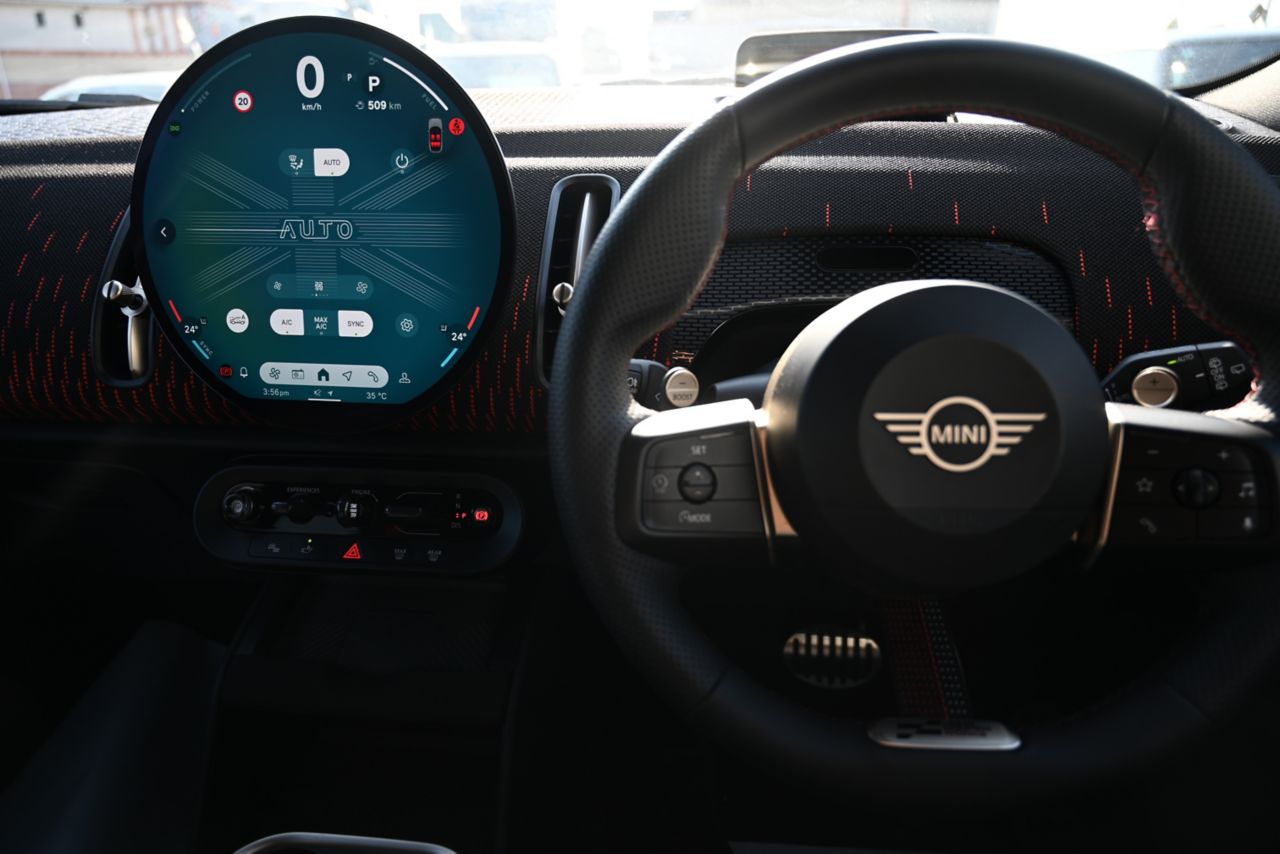 U25 MINI John Cooper Works Countryman ALL4