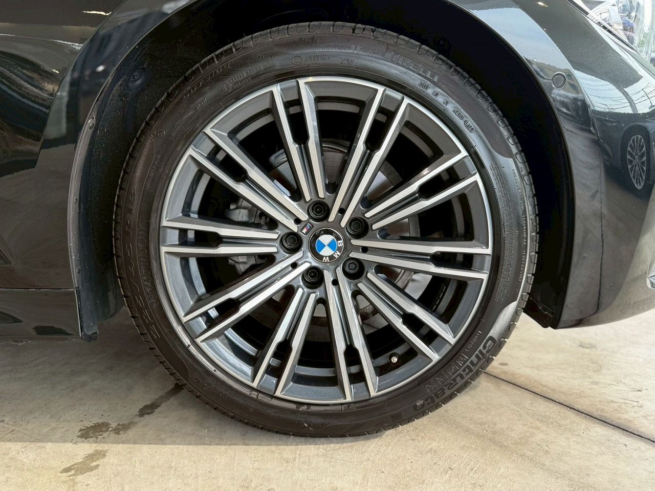G21 318i Touring