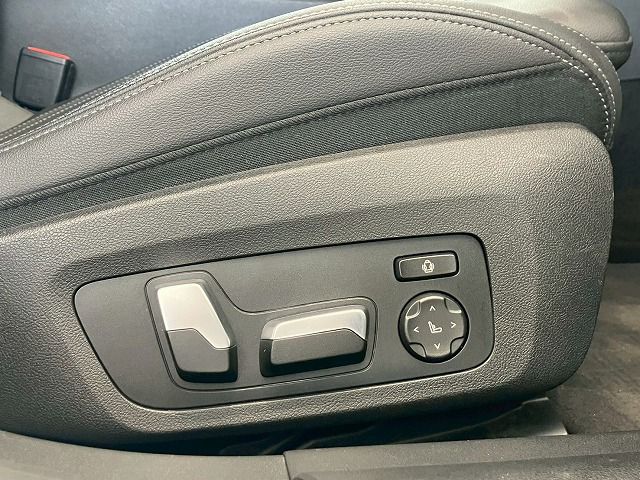 G26 420d xDrive Gran Coupe RHD