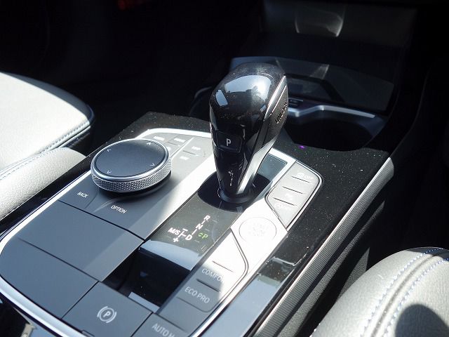 F40 118d Sports Hatch 5-door B47 2.0d