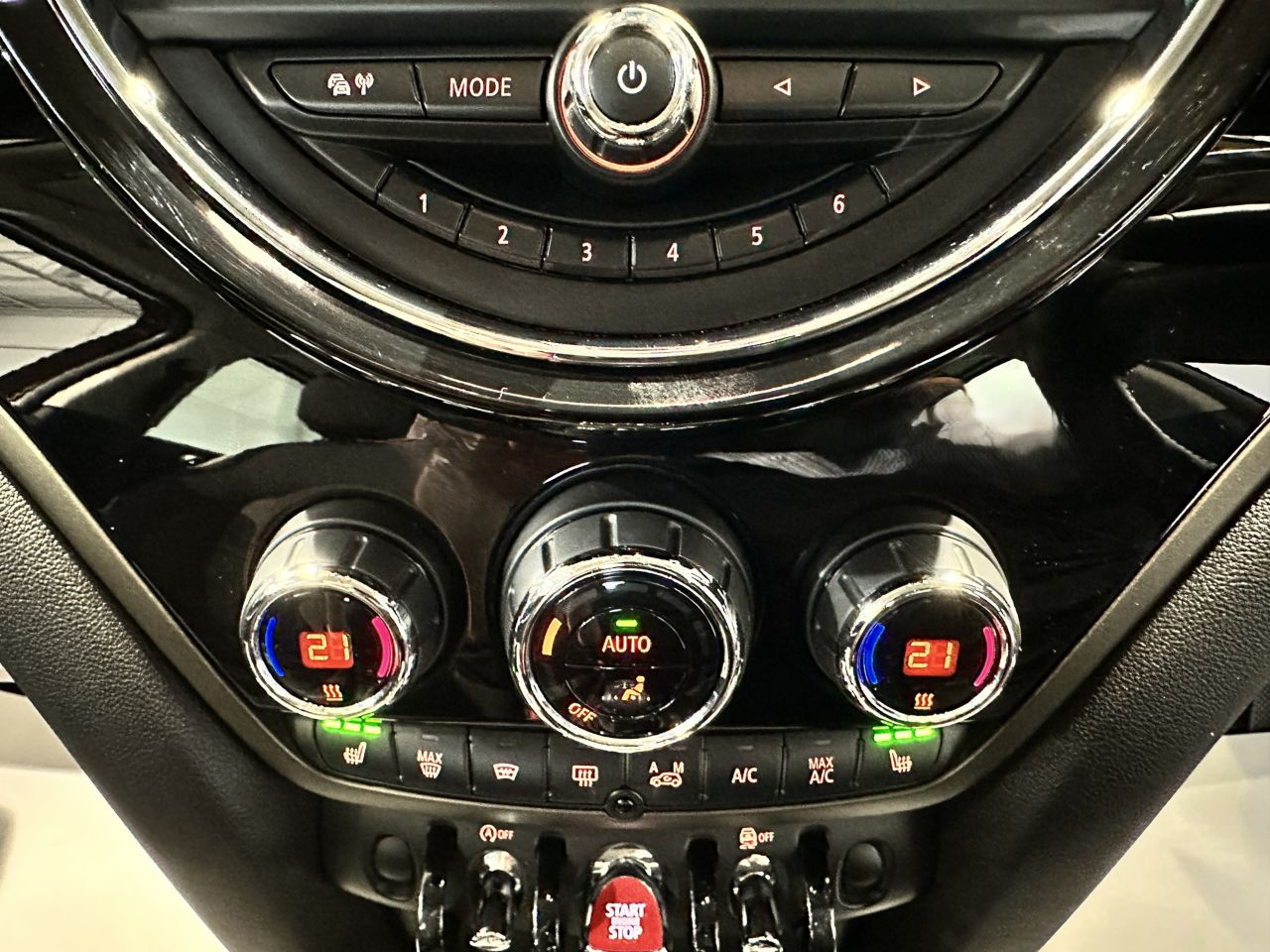 MINI CROSSOVER COOPER D ALL4