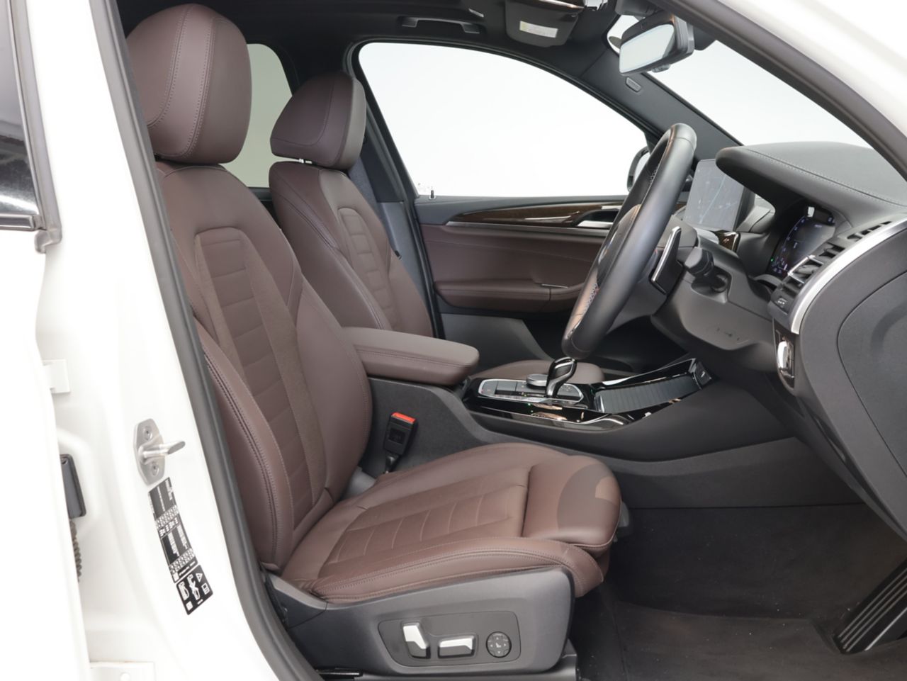 G01 X3 M40d RHD LCI ZA