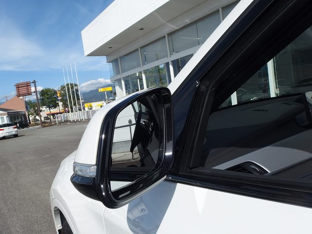 X1 sDrive18i RHD