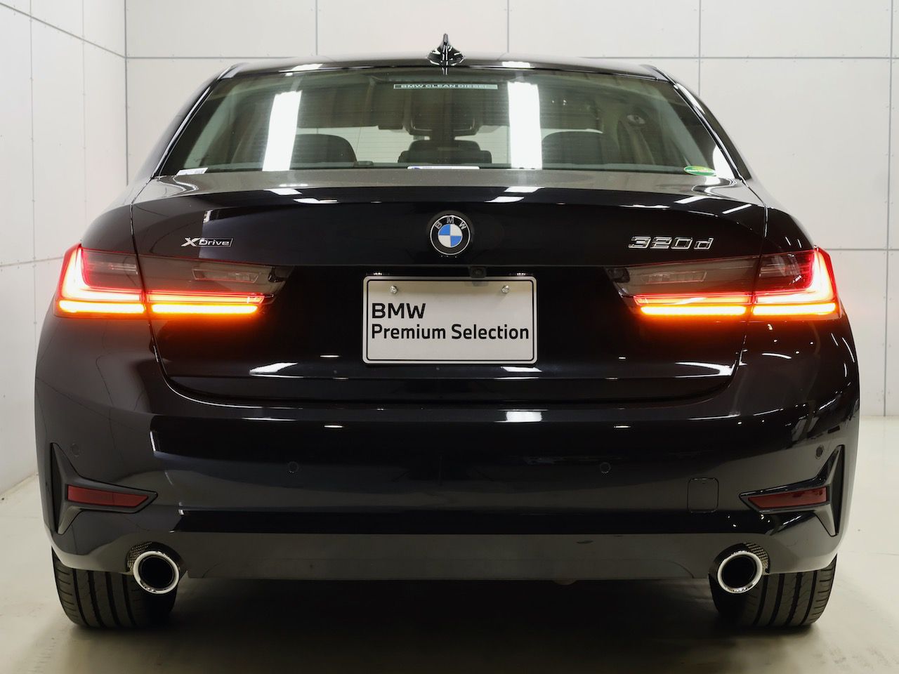 G20 320d xDrive RHD Saloon