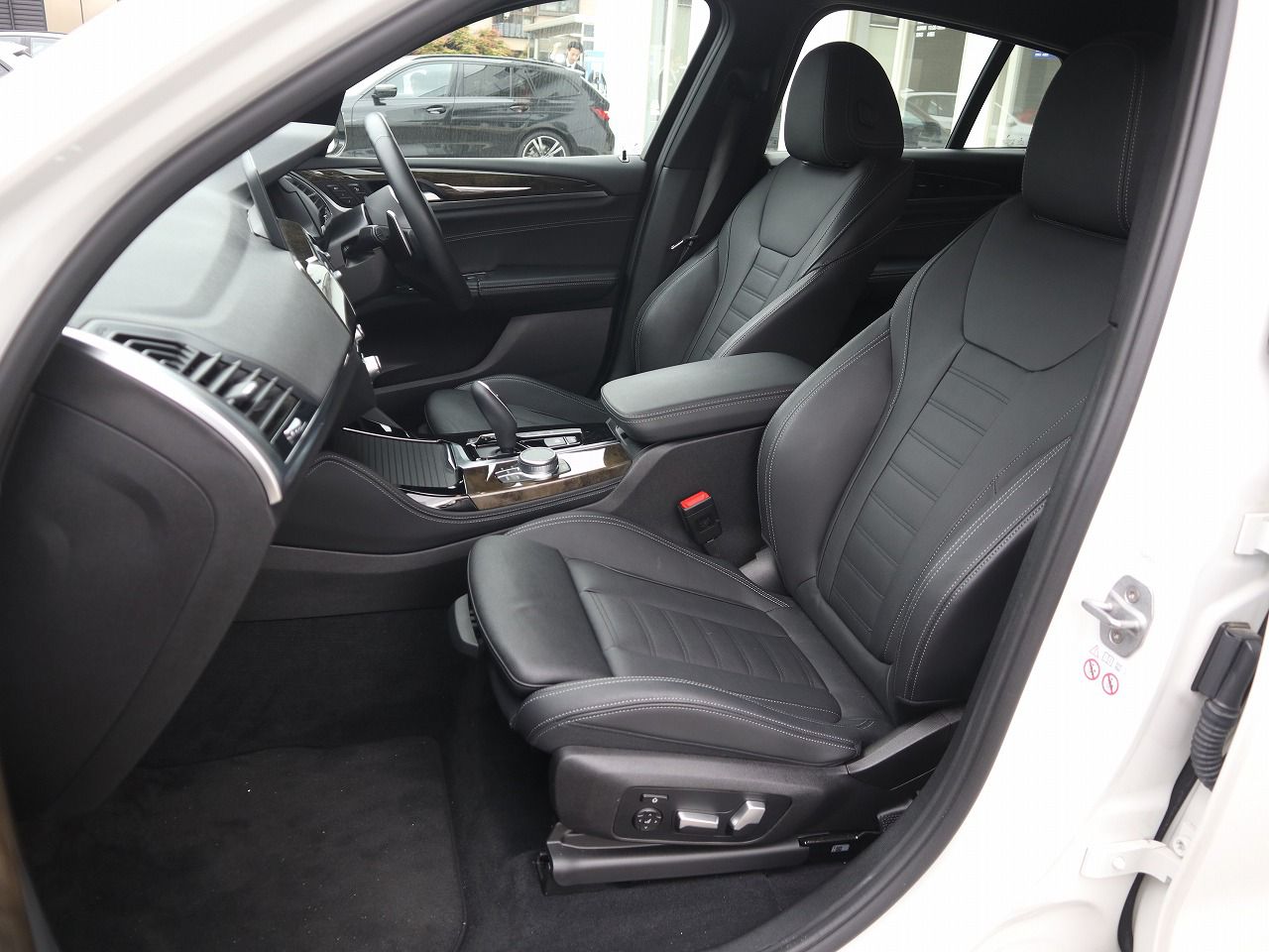 X4 xDrive20d RHD