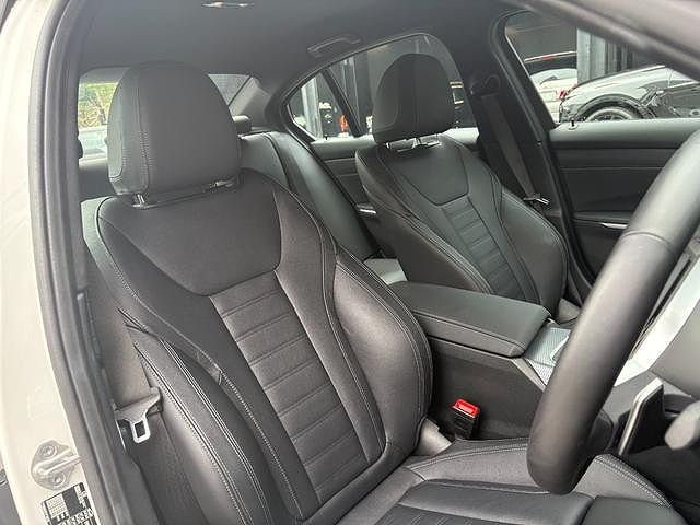 G20 320i Saloon LCI RHD MX