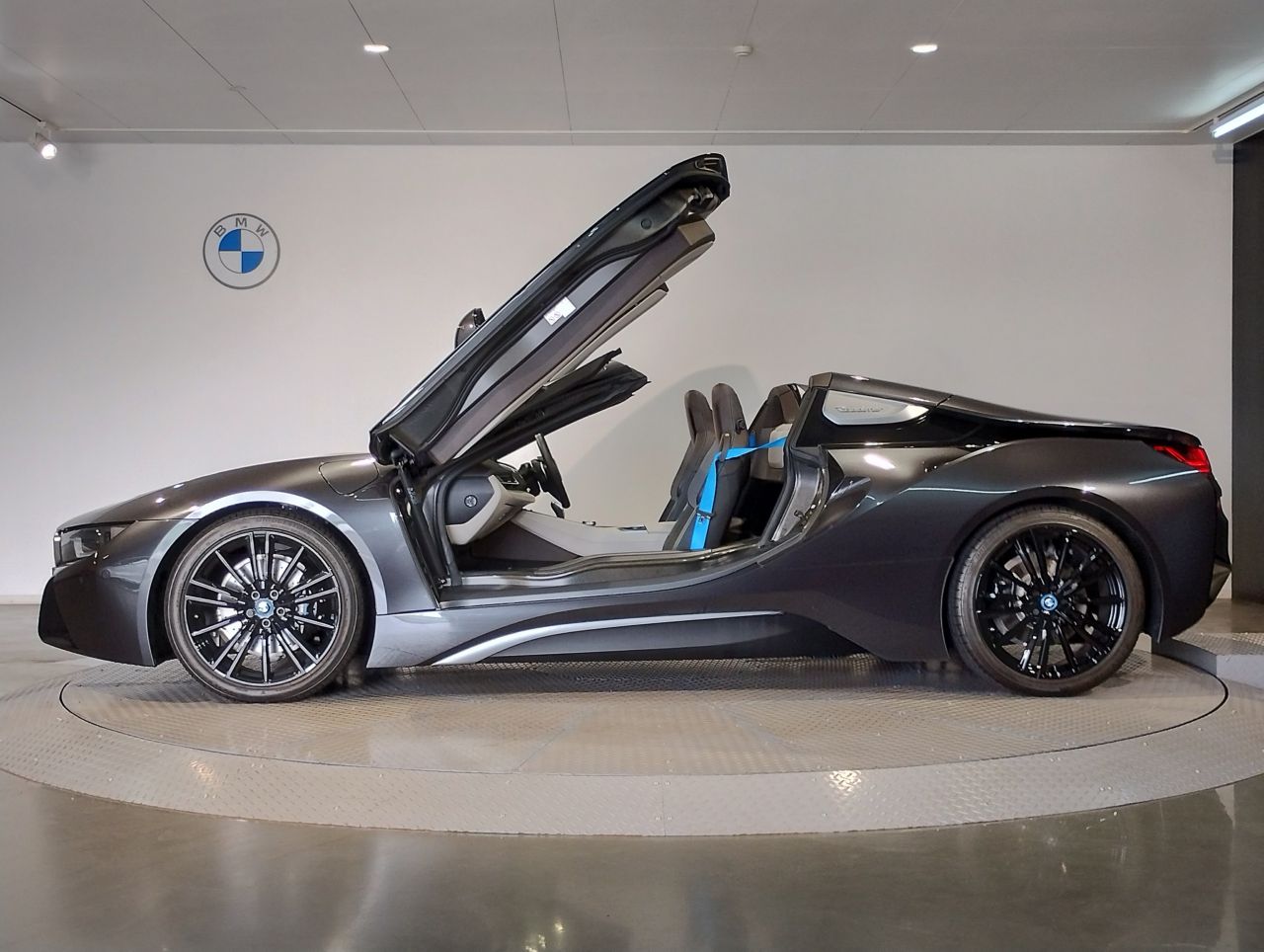 I15 i8 Roadster B38 1.5i