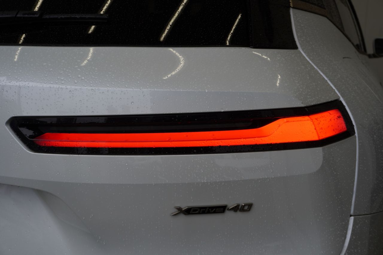 i20 iX xDrive40