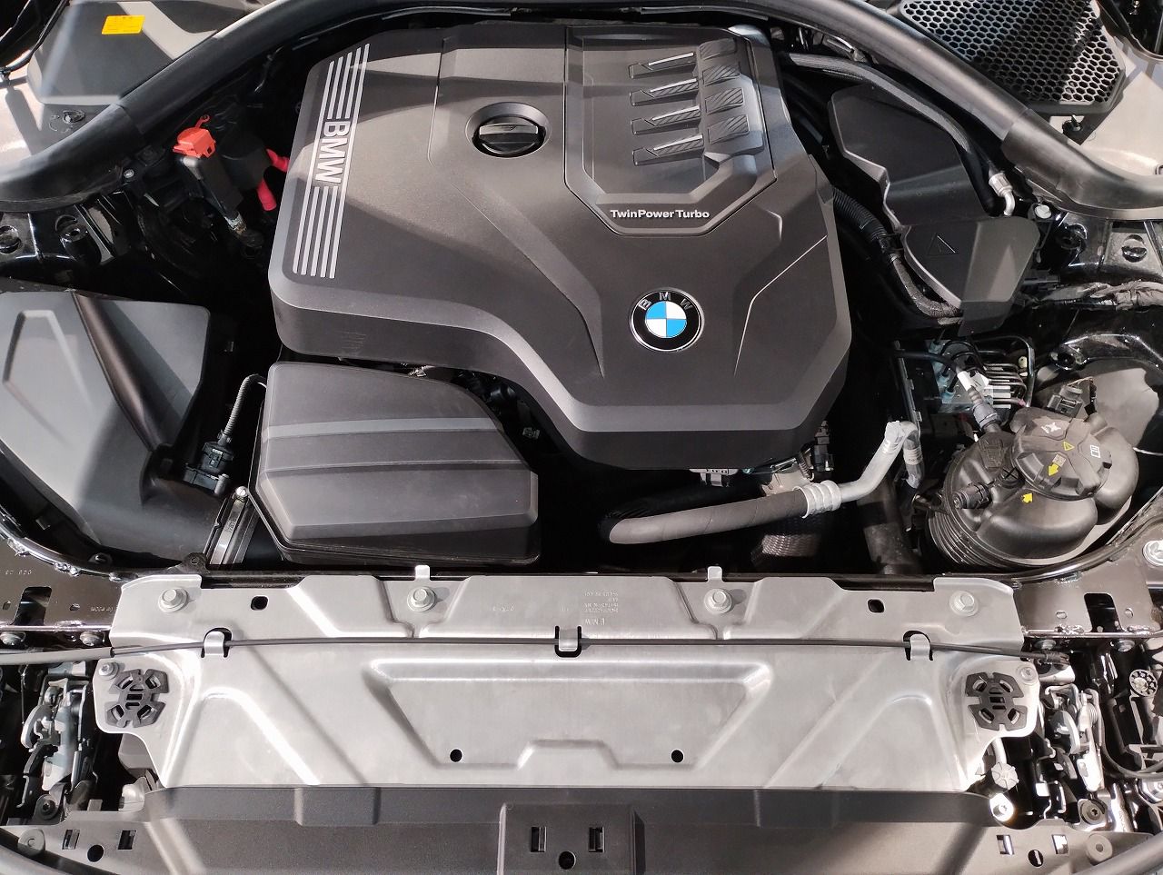 G20 320i Saloon LCI RHD MX