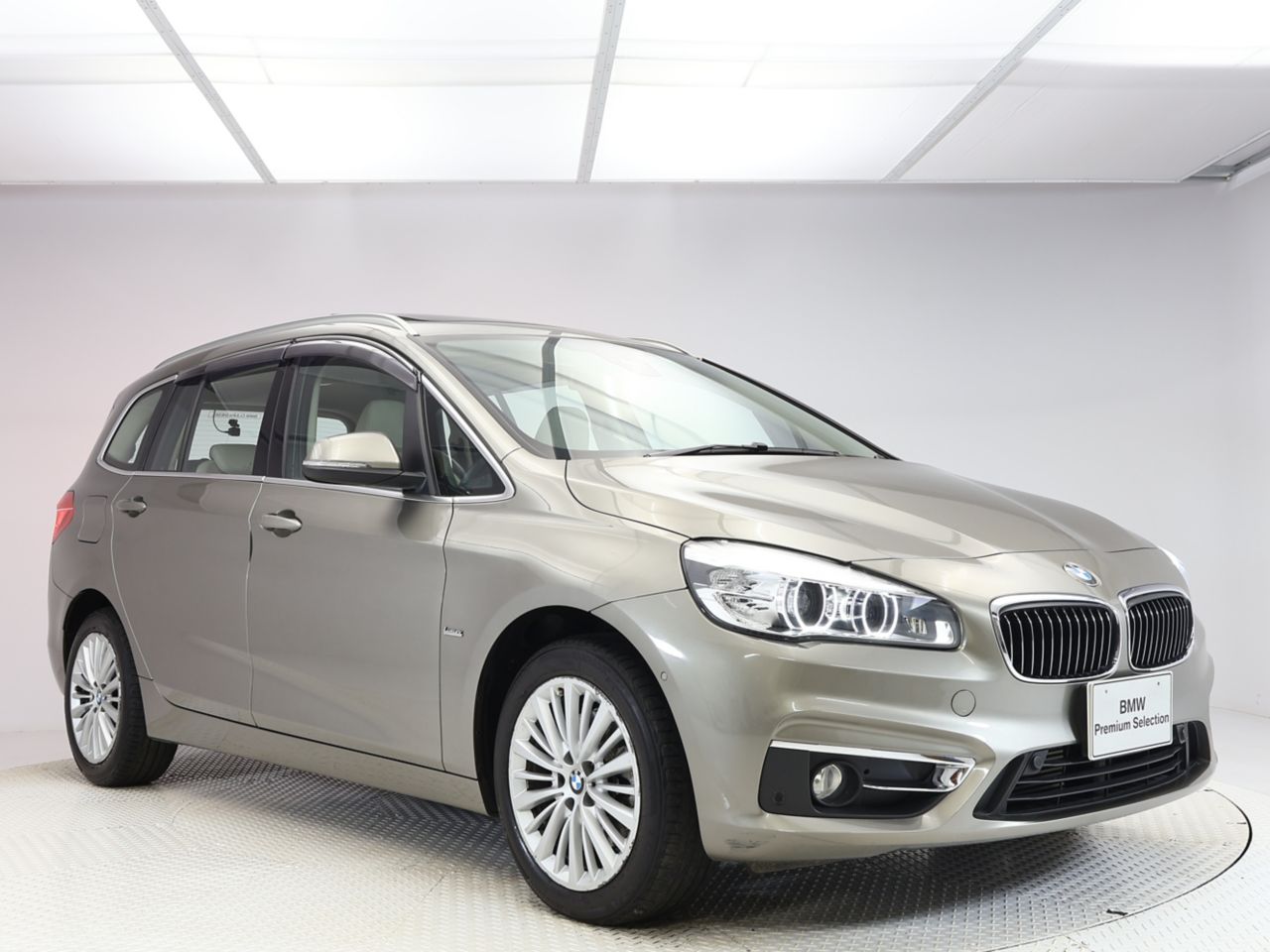 218D GRAN TOURER RHD