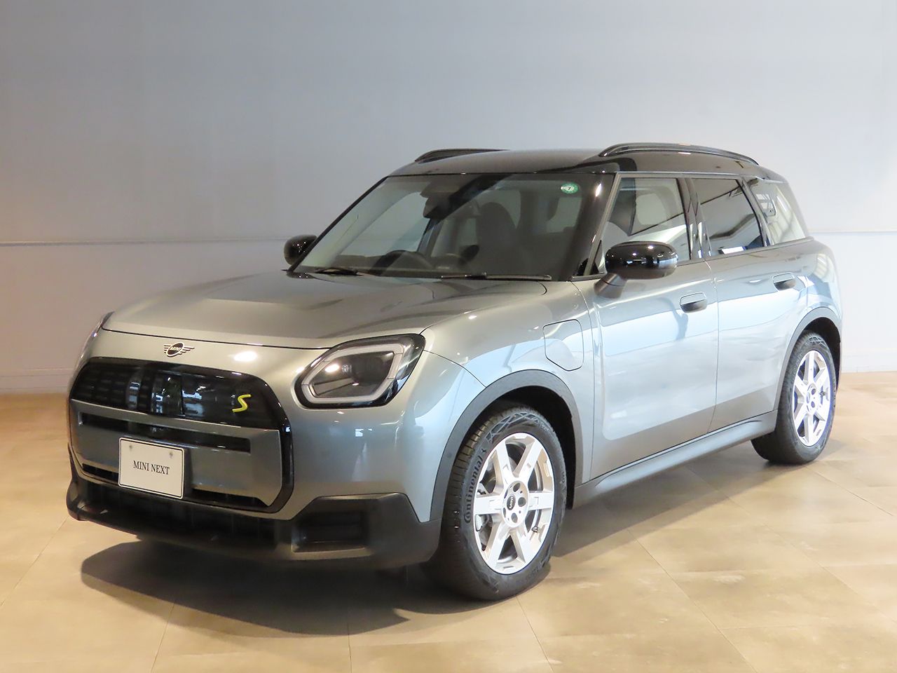 THE NEW ALL-ELECTRIC MINI COUNTRYMAN SE ALL4