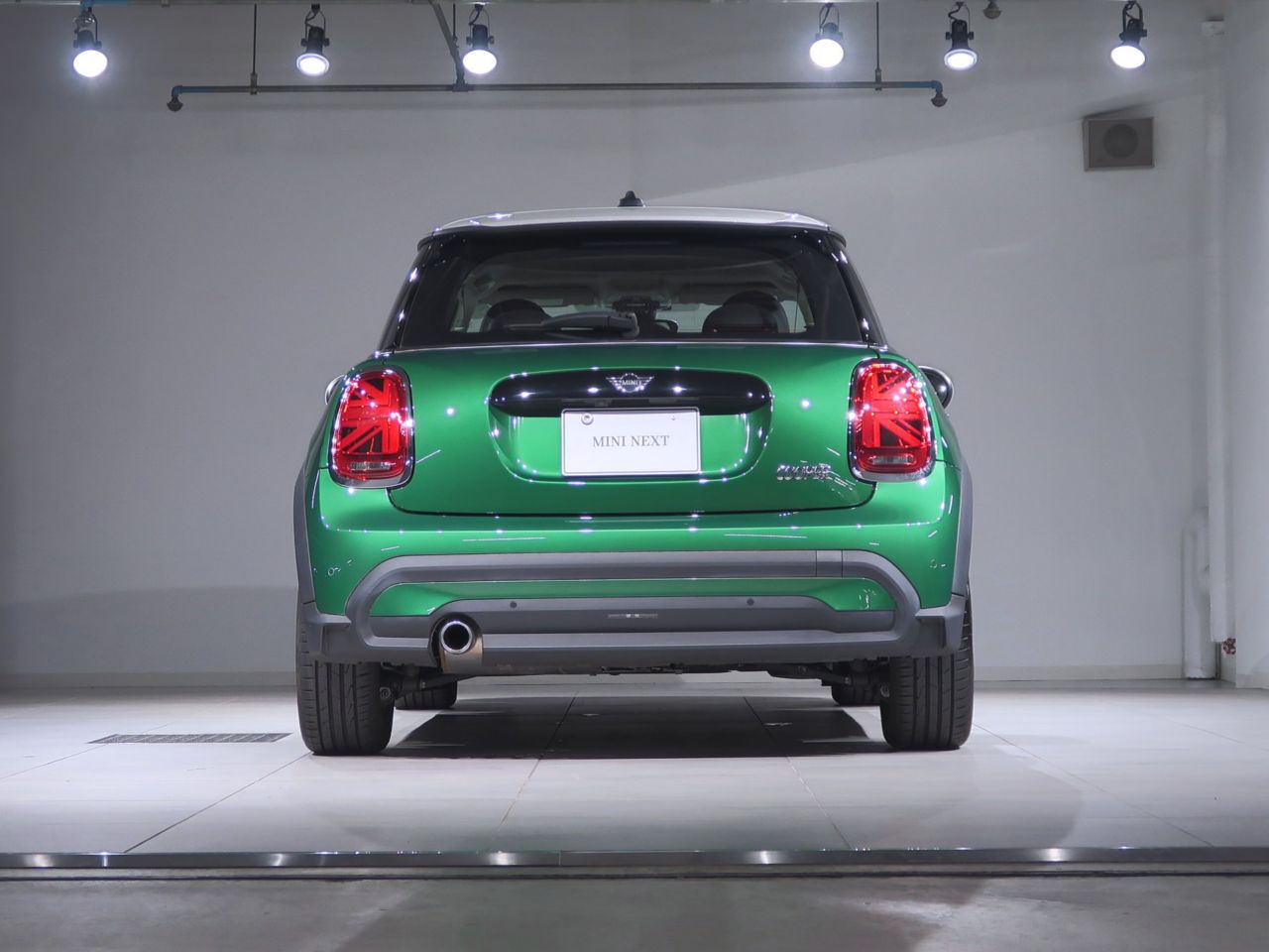 MINI Cooper F56 RHD