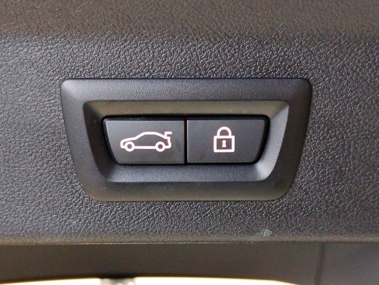 G01 X3 M40i RHD LCI ZA