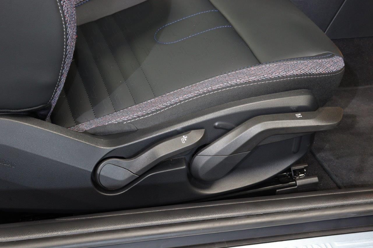 F66 MINI Cooper C 3Dr