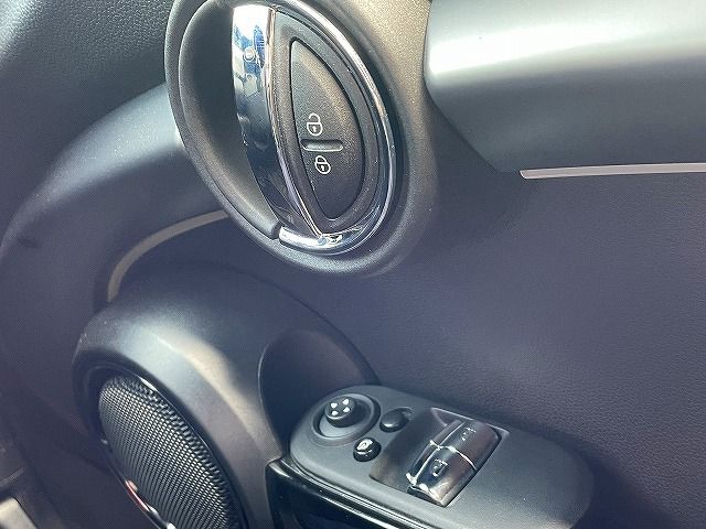 Cooper S 3 doors RHD