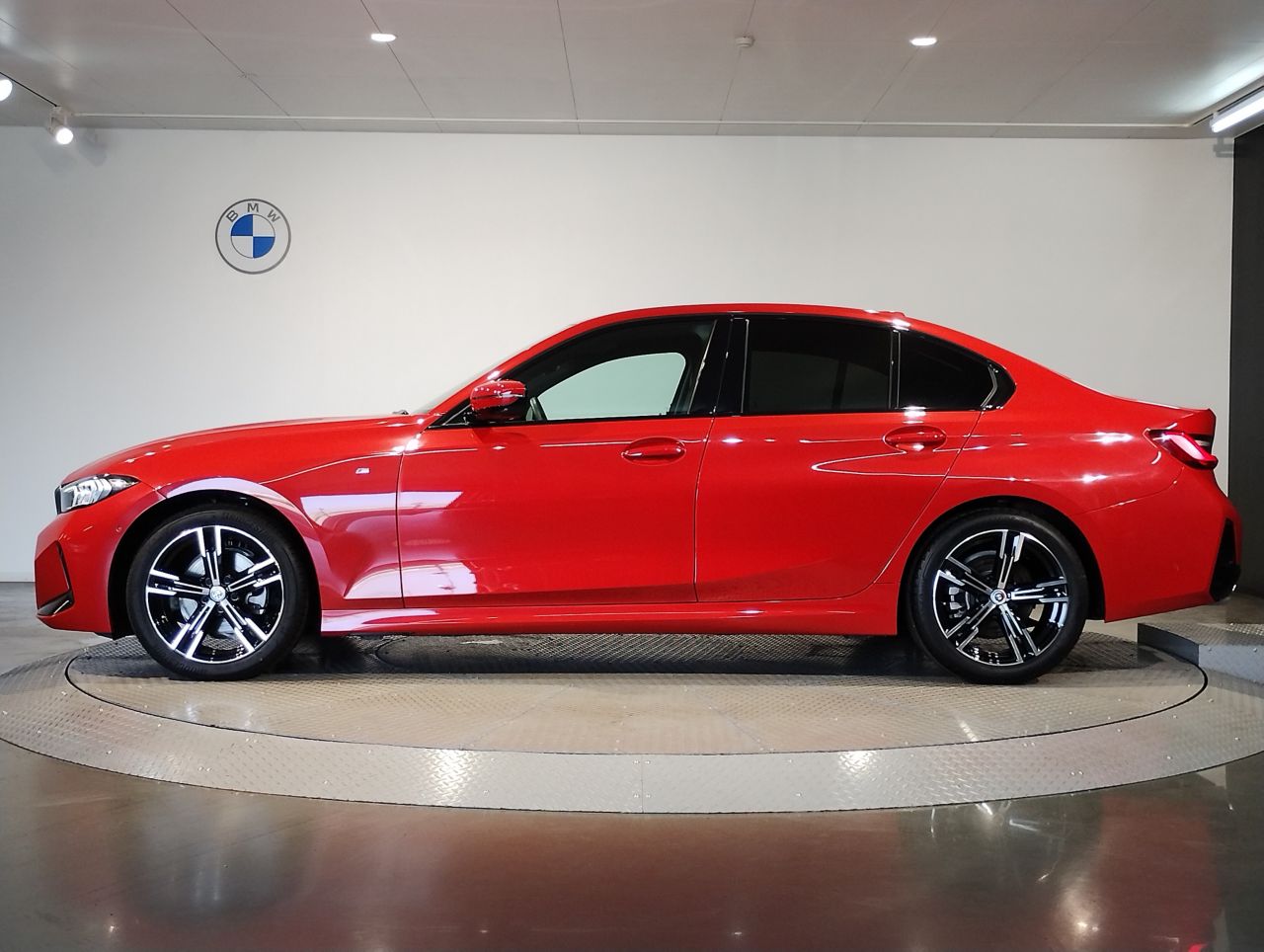 G20 320i Saloon LCI RHD MX