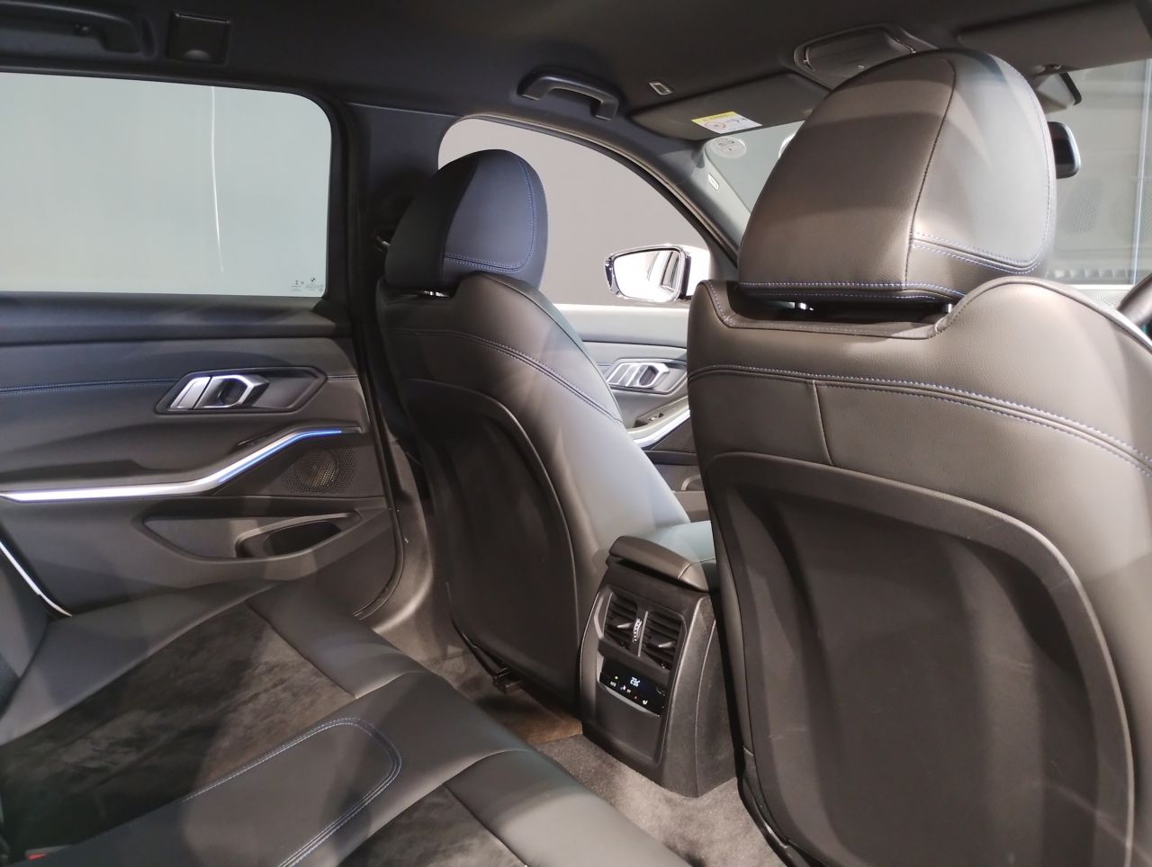G21 318i Touring