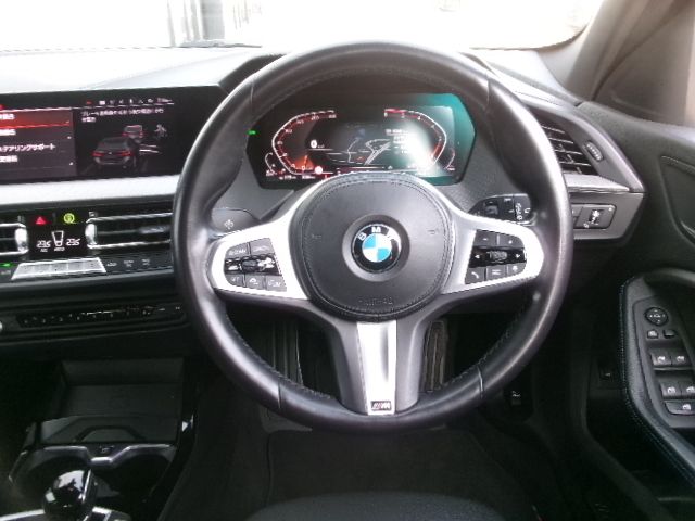 F40 118d Sports Hatch 5-door B47 2.0d