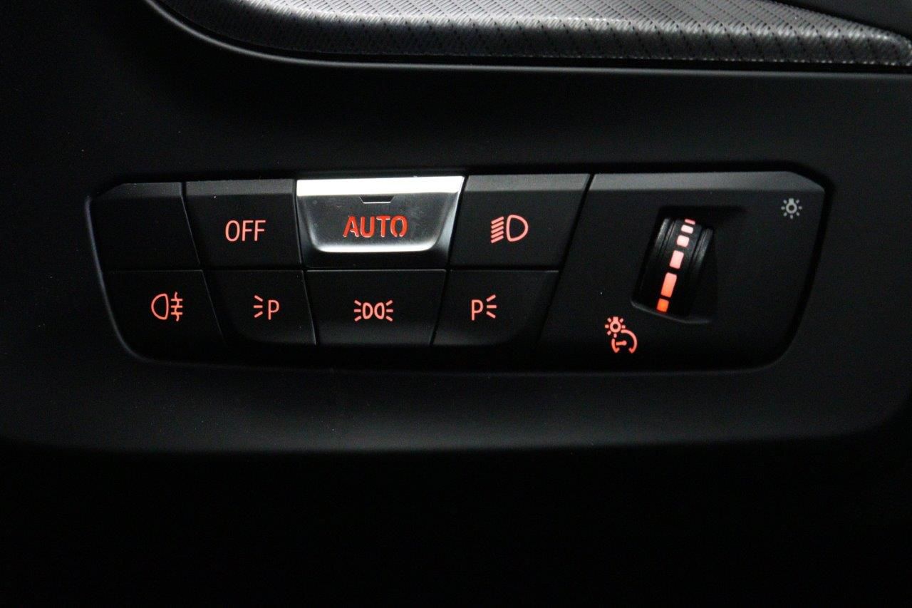 F40 M135i xDrive Sports Hatch 5-door B48 2.0i