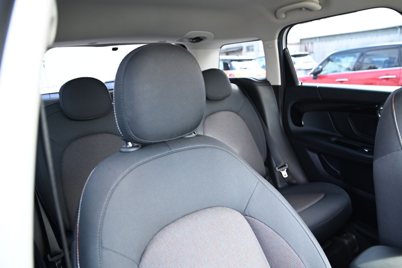 MINI CROSSOVER COOPER D