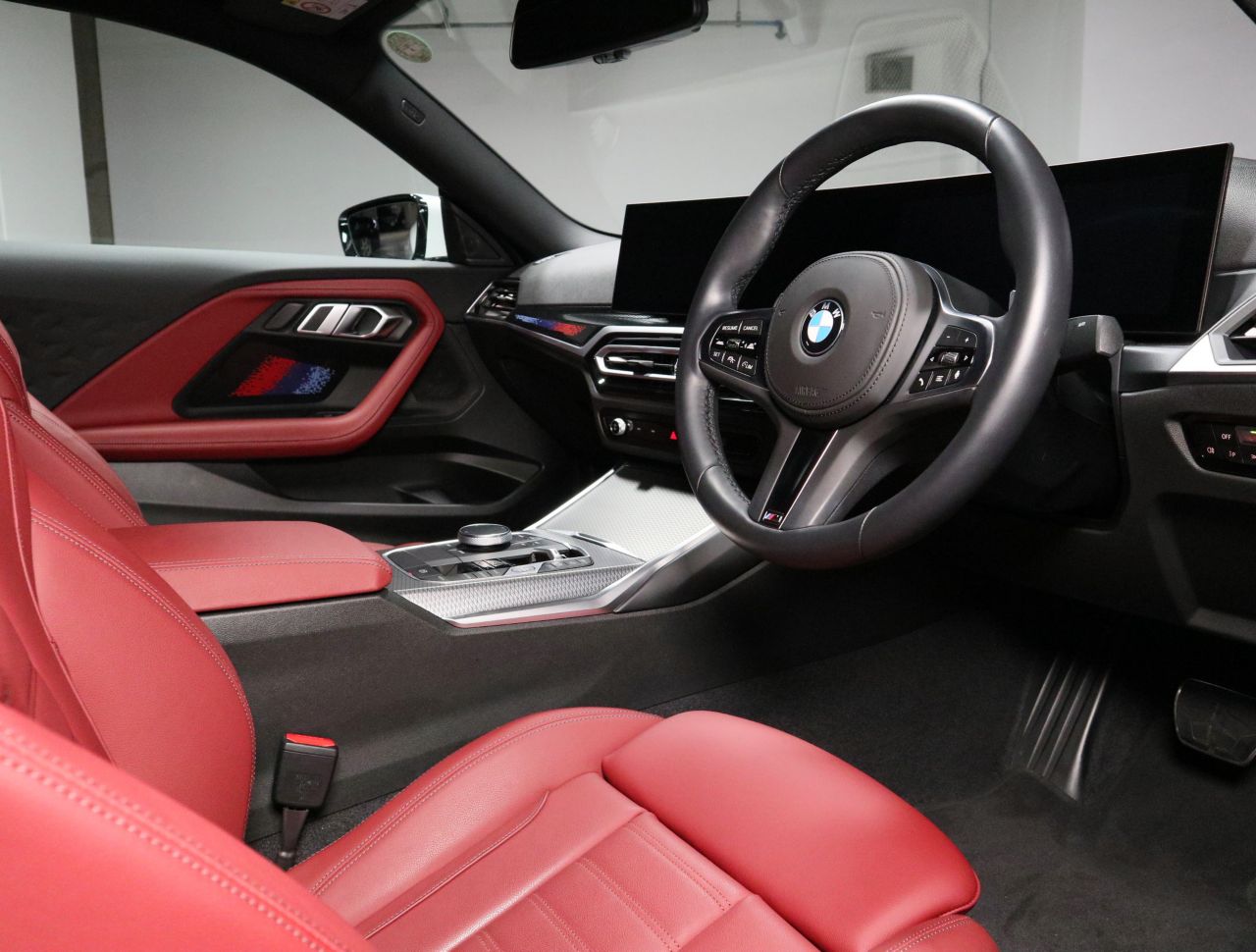 G42 220i Coupe