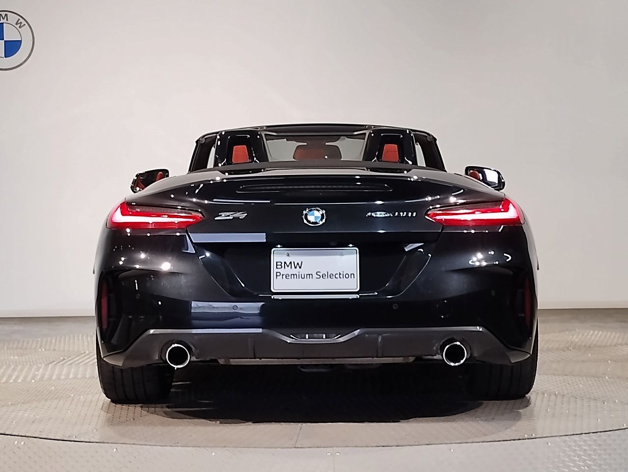 G29 z4 sDrive20i RHD