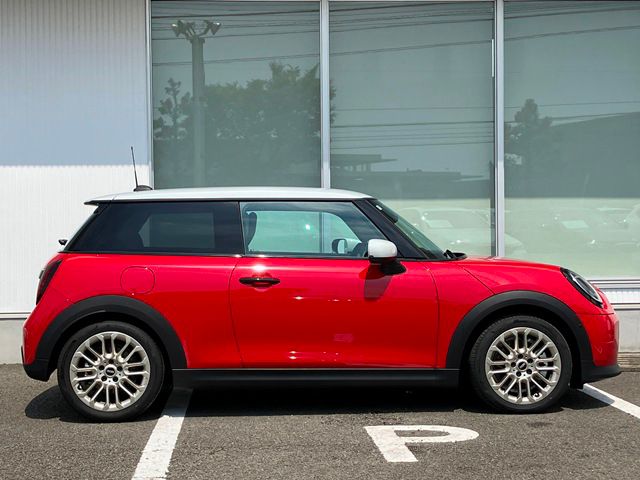 F66 MINI Cooper C 3Dr