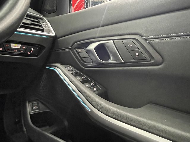 G20 320i Saloon LCI RHD MX