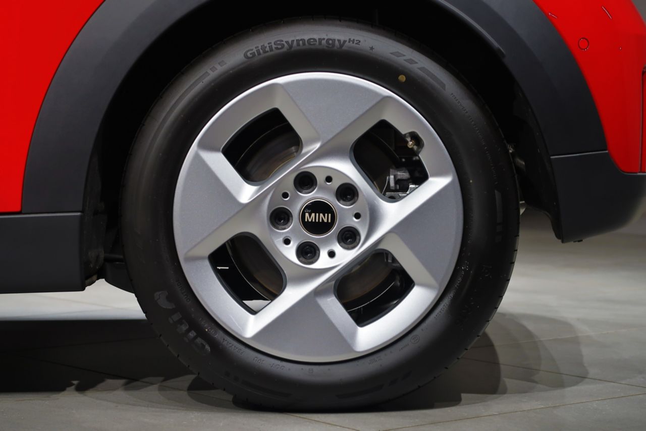 F66 MINI Cooper C 3Dr