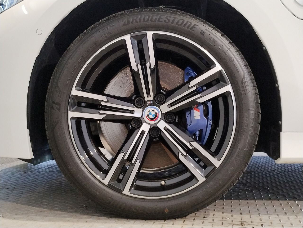G20 330e Saloon LCI RHD MX
