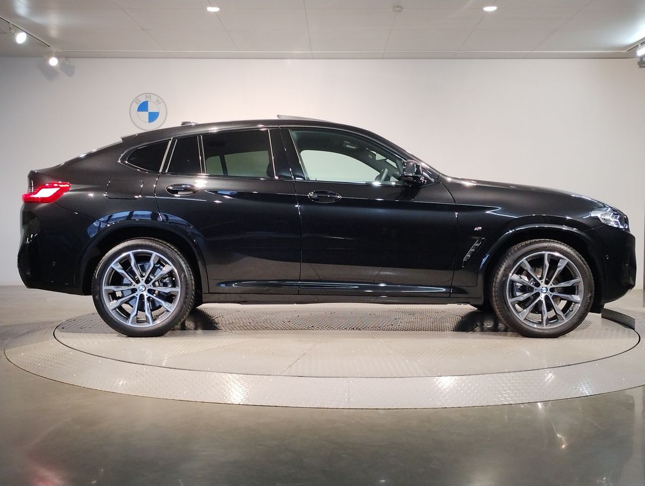 X4 xDrive20d RHD