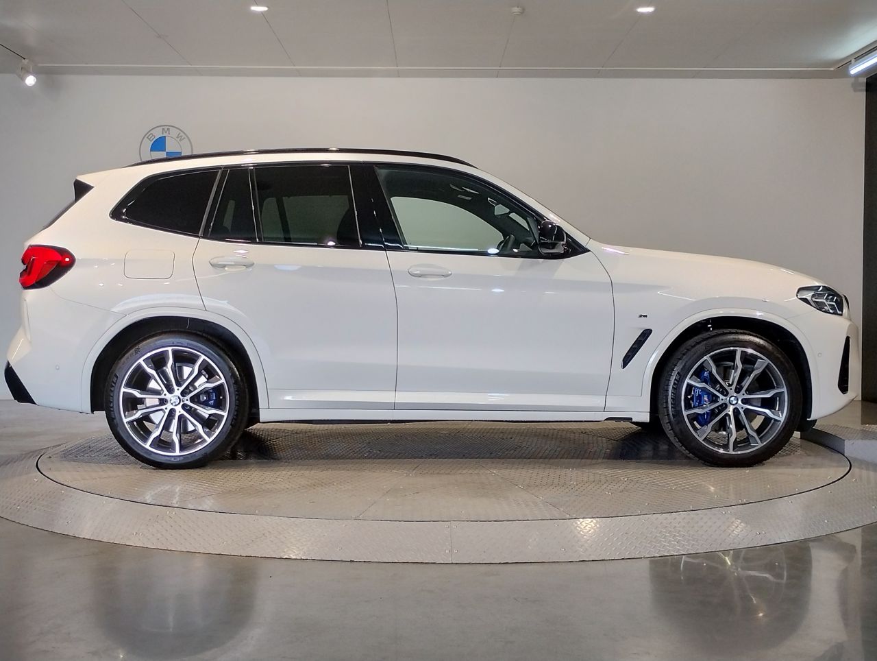G01 X3 M40i RHD LCI ZA