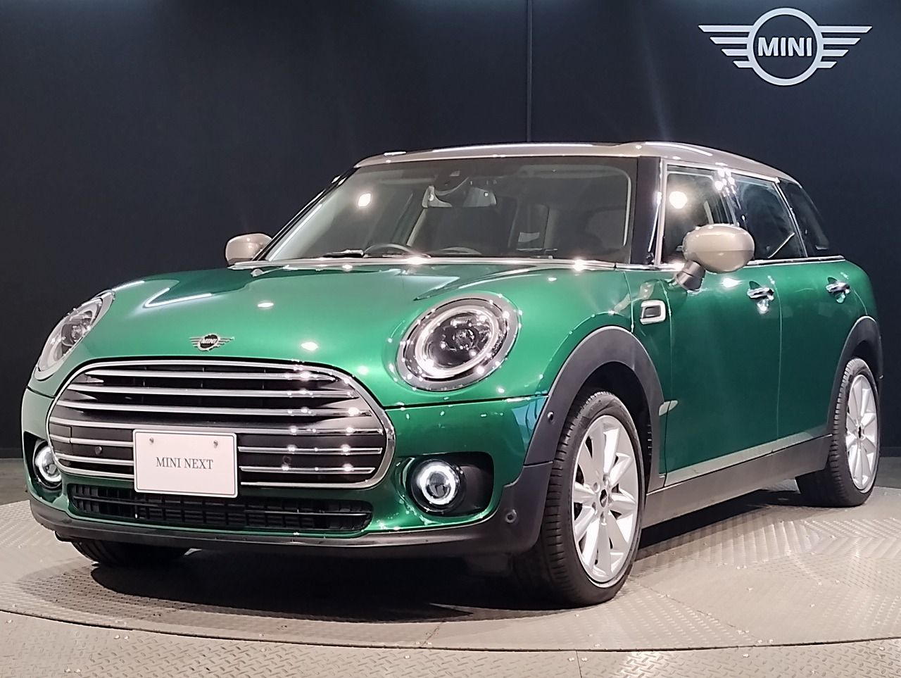 MINI COOPER CLUBMAN.