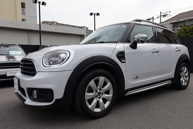 MINI CROSSOVER COOPER D ALL4