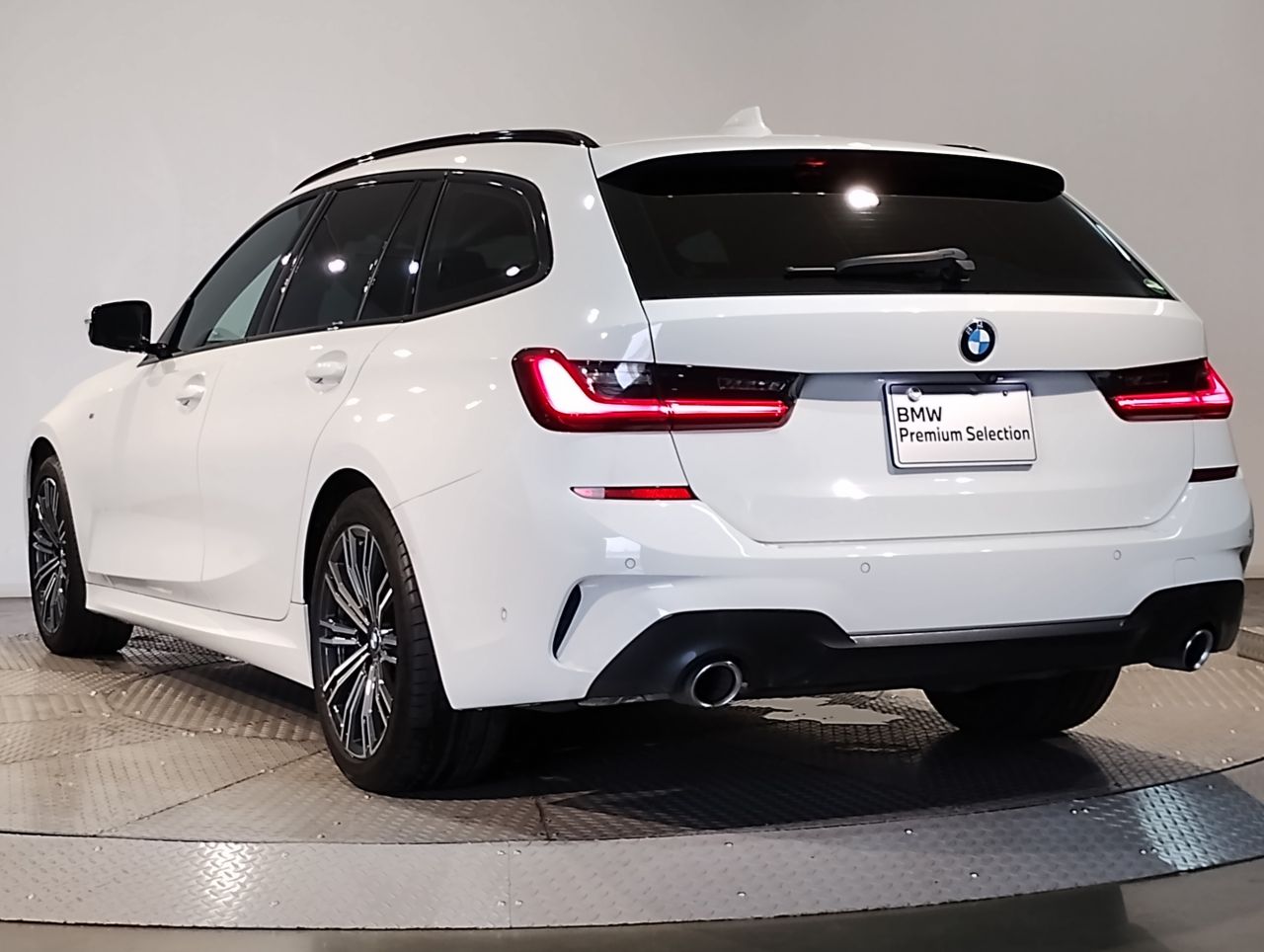G21 318i Touring