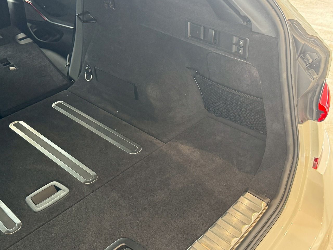 G21 M340i xDrive RHD