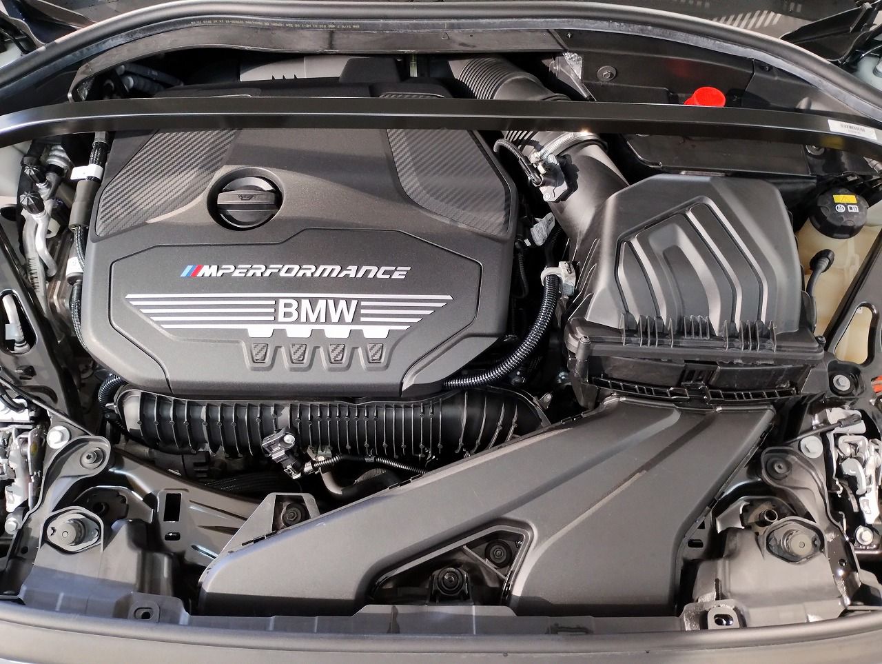F4* **35i xDrive **** ***** B48 2.0i