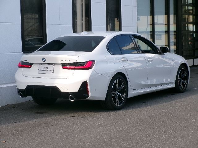 320d xDrive Berline RHD