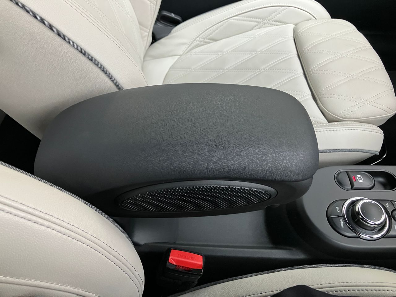 MINI Cooper S Convertible RHD