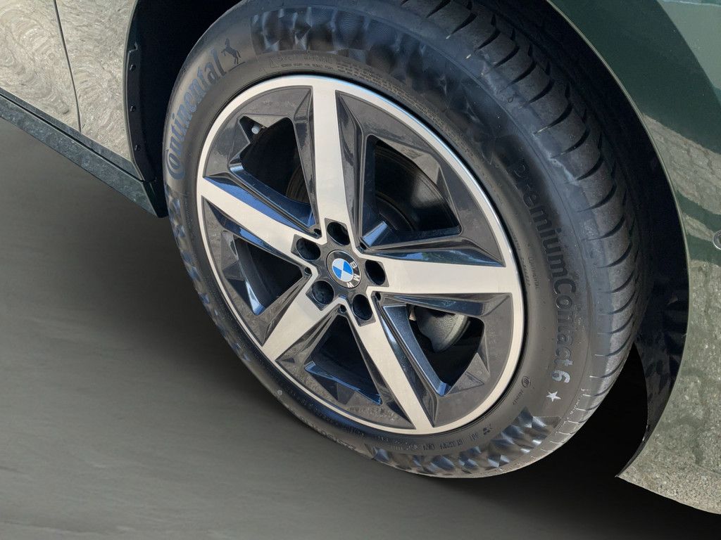 BMW 216