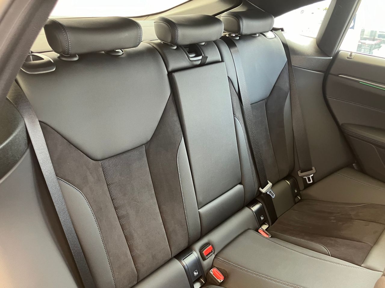 G26 420d xDrive Gran Coupe RHD