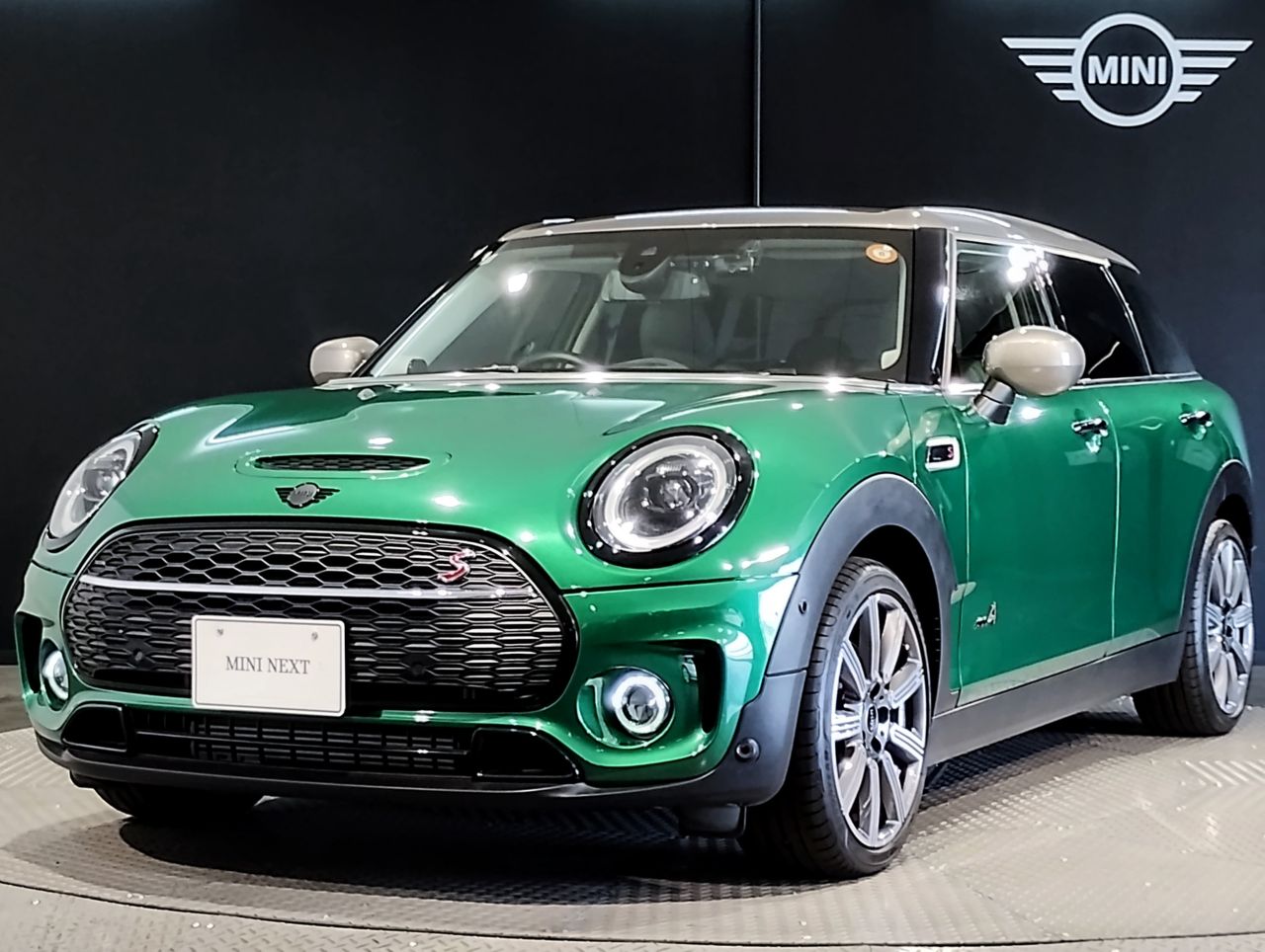 MINI COOPER S CLUBMAN ALL4.