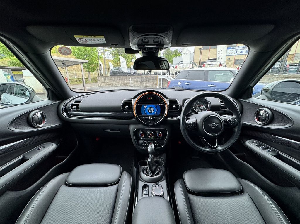 MINI CLUBMAN COOPER D
