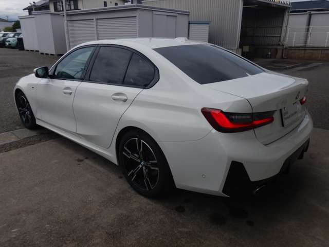 G20 320i Saloon LCI RHD MX