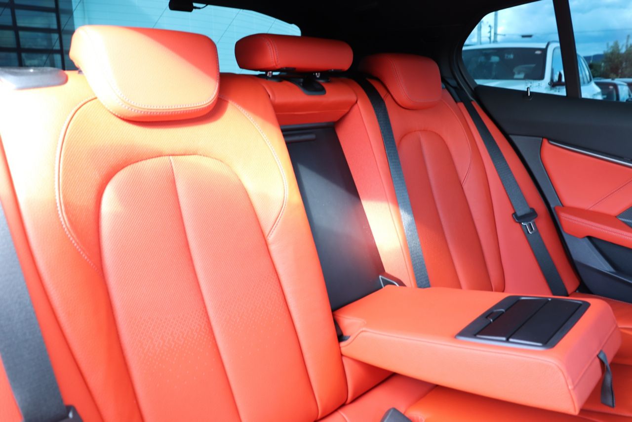 F40 118d Sports Hatch 5-door B47 2.0d